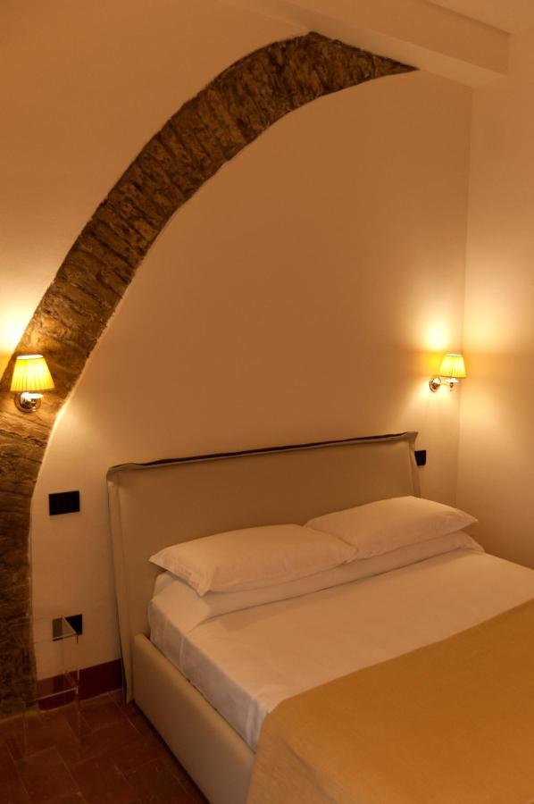 Palazzo Benucci Acomodação com café da manhã San Gimignano Exterior foto